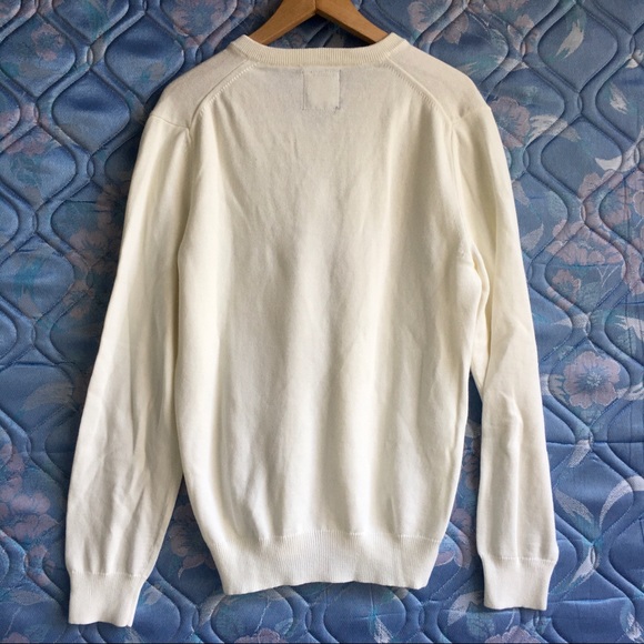 Express Men’s V-Neck Sweater NWOT - Picture 3 of 4